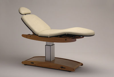 wood massage table,wood couch,wood table,wellness cabin,wellness cabins,wellness furniture,massage beds,wellness products,wellness couches,spa furniture,spa equipment